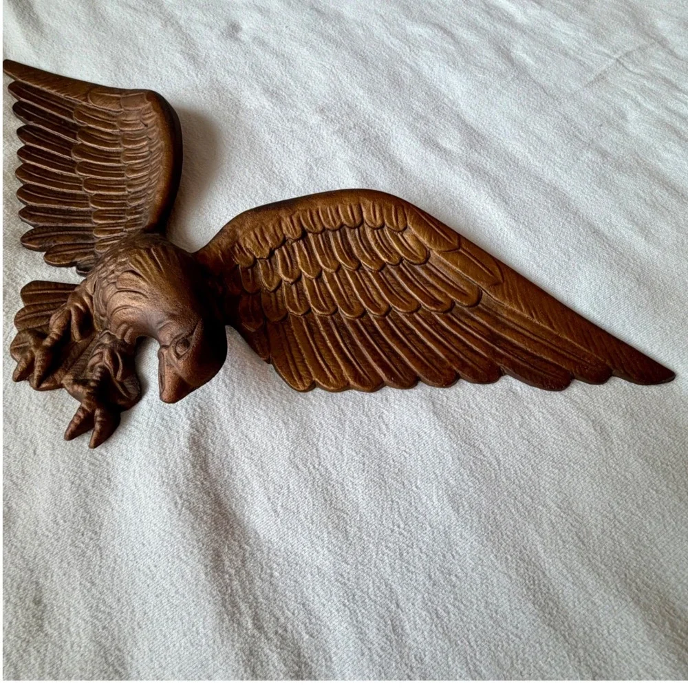 Vintage Royal Cast Metal Eagle Wall Hanging Plaque Bronze Tone 23 Inch Americana